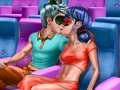 游戏Dotted Girl Cinema Flirting在线