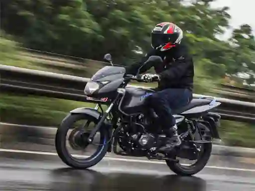 游戏Bajaj Pulsar 125在线