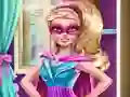 游戏Superhero Doll Closet在线