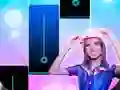 游戏Ana emilia Piano Tiles在线