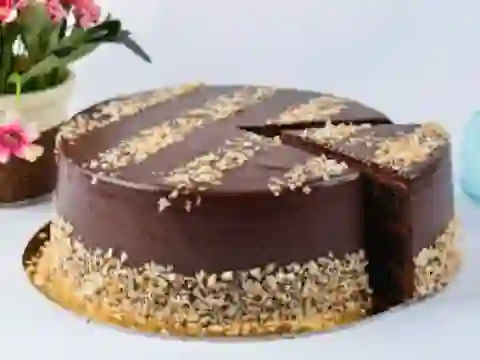游戏Ferrero Rocher Cake Jigsaw在线