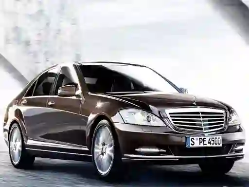 游戏Luxury Sedan Suzzle在线