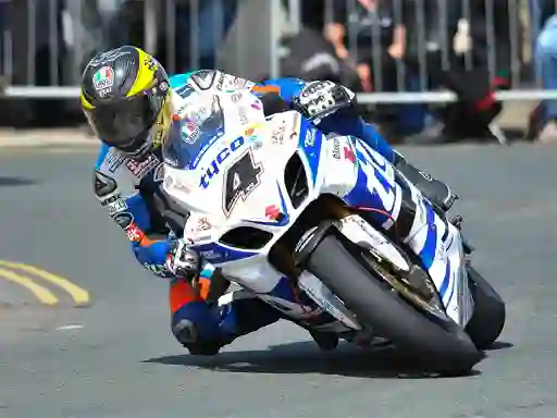 游戏Racing Motorbike在线
