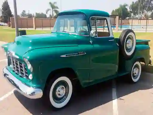 游戏Classic Trucks Puzzle在线