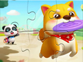 游戏拼图游戏：小熊猫与宠物玩耍 在线